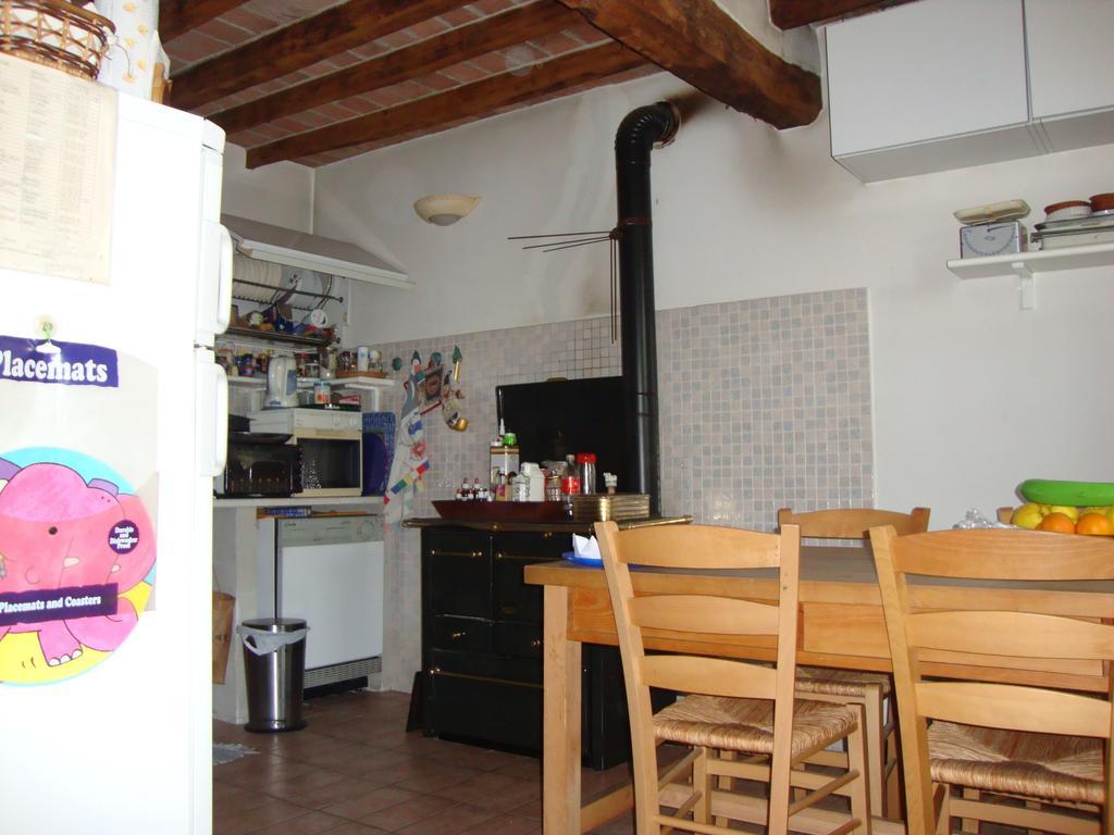 Casa Dell' Abbondanza B&B Agriturismo Vigoleno Bagian luar foto